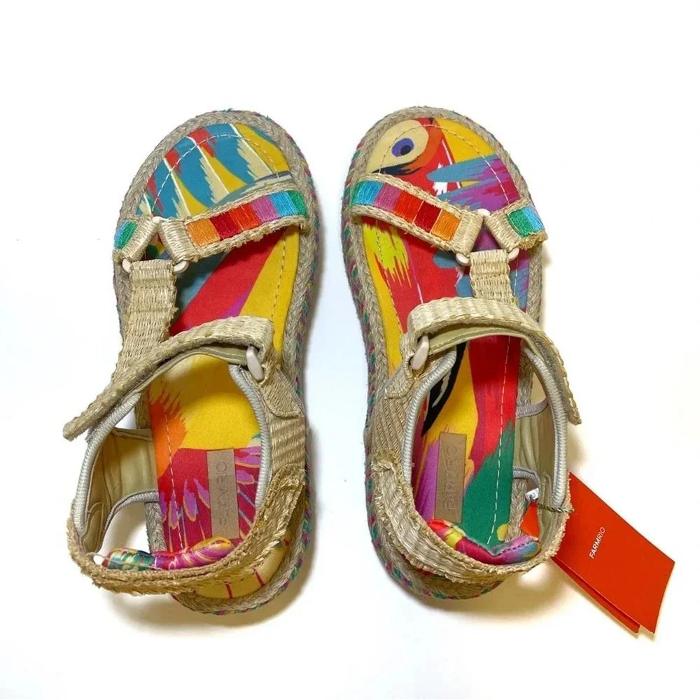 NWT FARM Rio Colorful Toucans Flatform Raffia Velcro Sandal - Platform Tropical - Picture 2 of 4